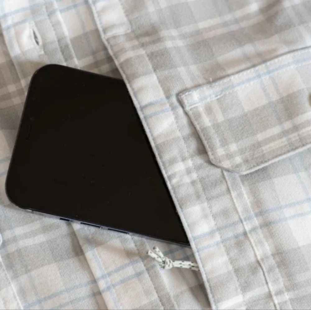 Poncho Men's Regular Fit Magnetic Pockets Flannel Shirt Size XL White/Gray/Blue - Picture 4 of 12